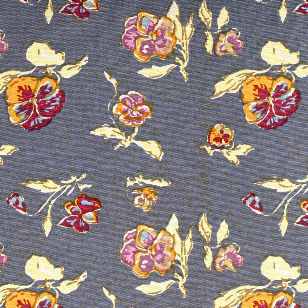 
                  
                    Pansy Red/Grey Table Runner
                  
                