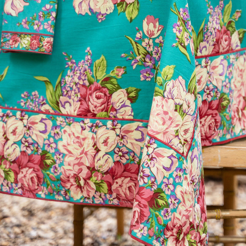 
                  
                    Blanche Tablecloth
                  
                