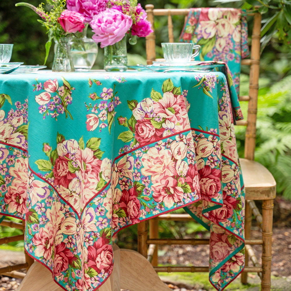 
                  
                    Blanche Tablecloth
                  
                