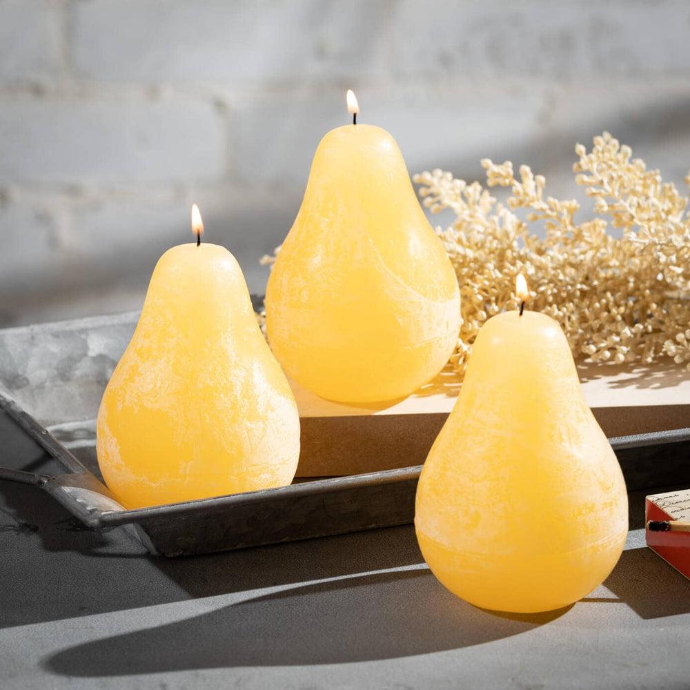 
                  
                    WARM YELLOW TIMBER PEAR CANDLE
                  
                