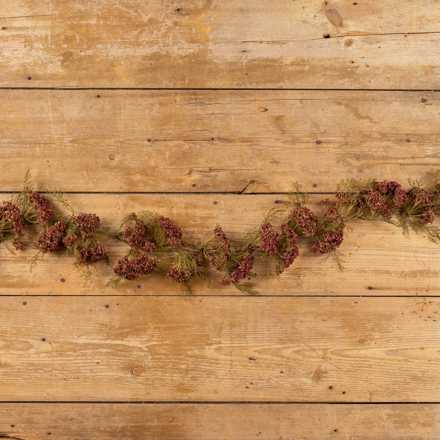 
                  
                    6' BURGUNDY QUEEN ANNE LACE GARLAND
                  
                